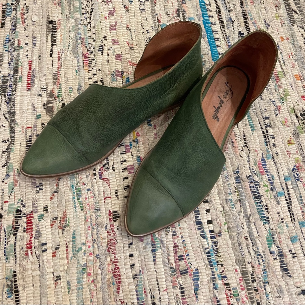 Free People, grass green leather fats, 39.5